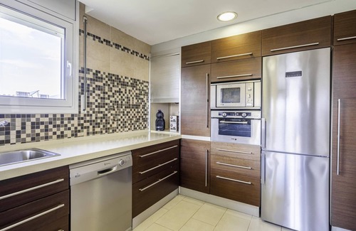 Canovelles Villa | Family Retreat with Pool and Spa - Perfect for Everyone