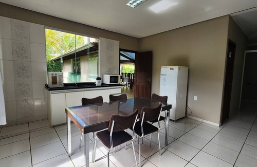 Capitolio House | Experience Casa Escarpas do Lago - Family-Friendly Retreat