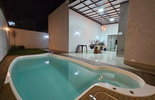 Maringa Villa | Dreamy Casa do Sonho: Pool, Game Room & BBQ Bliss