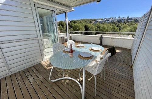 Sant Pere de Ribes Apartment | Casa de Mar: Relax by the Pool with Ocean Views near Vilanova