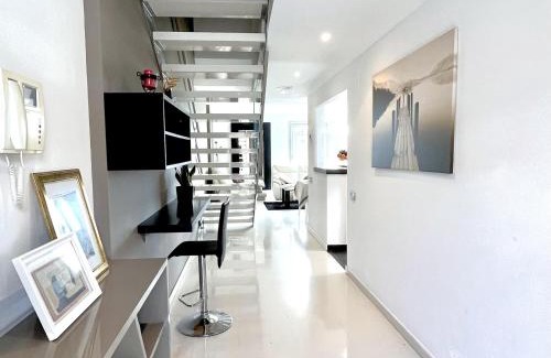 Sant Pere de Ribes Apartment | Casa de Mar: Relax by the Pool with Ocean Views near Vilanova