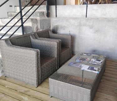 Queira House | Experience Casa Espelho D'Água: Pet-Friendly Oceanfront Retreat