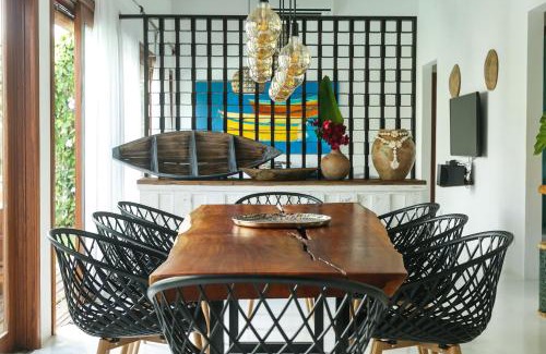 Curuipe House | Relax at Espelho Meu Outeiro das Brisas with Ocean Views