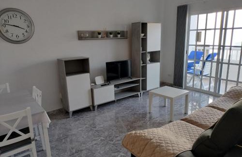Playa de Arinaga House | Family-Friendly Retreat at Casa Esperanza Awaits You