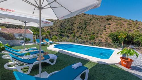 Sedella House | Experience Casa Esperanza Sedella with Private Pool Access