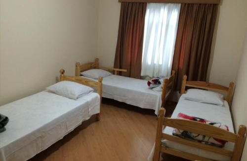 Zona Leste House | Group-Friendly Casa with Pool for Fun and Relaxation