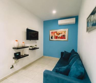 La Paz House | Casa Espinoza Getaway Private Pool Near Downtown