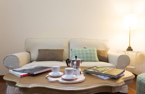 Vomero Apartment | Discover Casa Esposito: Top-Rated Stay in Vibrant Vomero