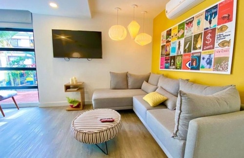 Laureles - Estadio Apartment | Modern Child-Friendly Apartment at Casa Esquina 201