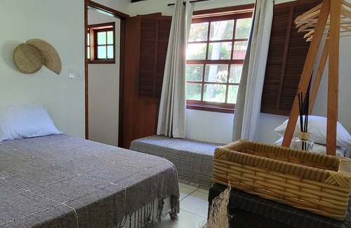 Buzios Cottage | Inviting Casa Estilo Buziano near Orla Bardot & Beaches