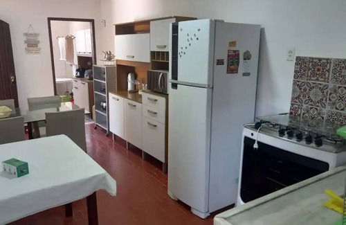 Sao Pedro da Aldeia House | Casa Estilo Colonial: Tranquil Oasis Close to Attractions