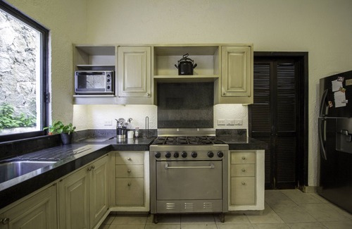 Acapulco House | Discover Casa Estilo Mediterraneo with Pool in Acapulco