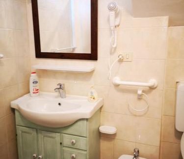 Ceres Apartment | Pet-Friendly Casa Ethan: Family Retreat with Top Ratings