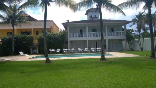 Balneario Praia do Pernambuco House | Exceptional Casa Eventos: Pool, Wi-Fi & Steps to the Beach