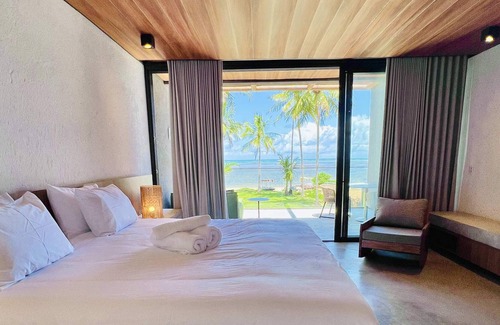 Passo de Camaragibe House | Casa exuberante em frente ao mar com 5 suites