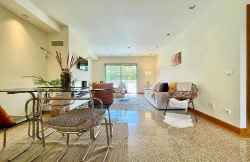 Alfa-Mar House | Seaside Retreat: Casa na Falésia, Steps from the Beach