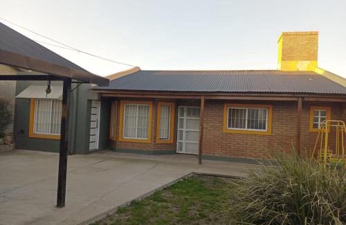 Toay House | Casa Familiar Toay