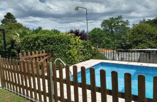 Villa Carlos Paz House | Discover Casa Familiar Villa Carlos Paz: 4-Star Family Retreat