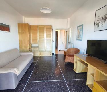 Varazze Apartment | Casa Fannì Spazio, Comodità e vista mozzafiato