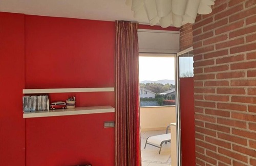 Olius House | Discover Casa Fantástica: Family & Pet Friendly Retreat