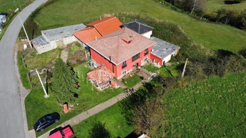 Cangas del Narcea Municipality Hotel | Discover Casa Faruxo: Pet-Friendly Getaway with Dining
