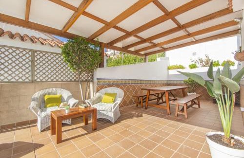 Serpentona Apartment | Relaxing Getaway at Casa Febrer with Pool & Family Amenities