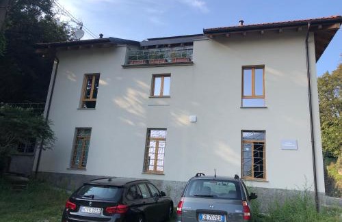 Olgiasca Apartment | Pet-Friendly Oceanfront Retreat at Casa Federico