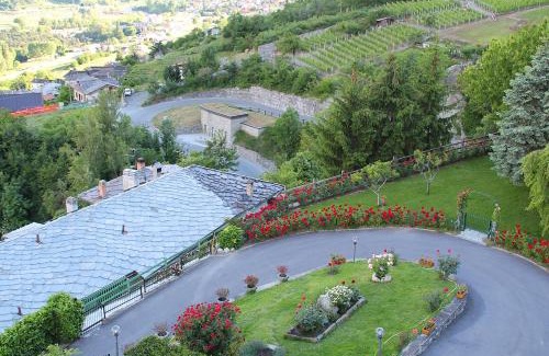 Montan-Angelin-Arensod Apartment | Family-Friendly Retreat at Casa Felice da Piera, 4 Stars