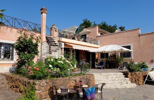 Fara in Sabina Apartment | Casa Felice: Guest Rated 9/10 with Pool and Hot Tub