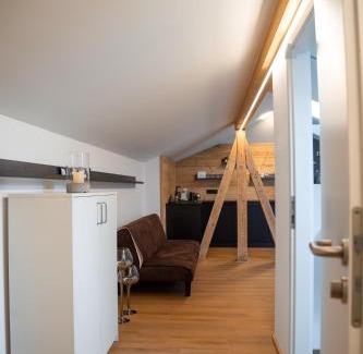 Unterneukirchen Apartment | Family-Friendly Getaway at CASA Felicita - Rated 9.4/10