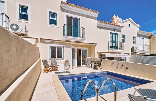 Cerro de Aguia House | Casa Felix: Ocean View Retreat with Pool & Pet Friendly