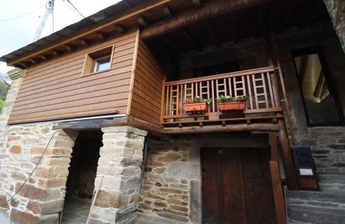 Gondar House | Family-Friendly Escape at Casa Fente - Guest Rated 9.8