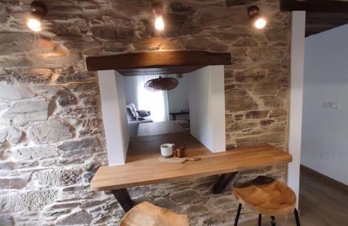 Gondar House | Family-Friendly Escape at Casa Fente - Guest Rated 9.8