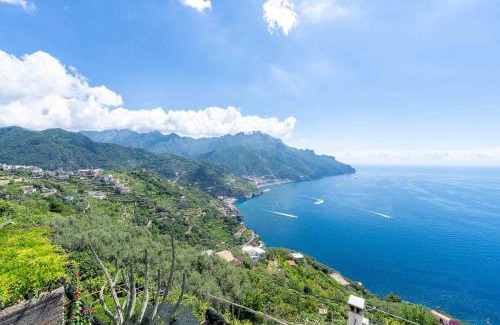 Ravello Apartment | Discover Casa Ferdimena: Pet-Friendly Family Retreat