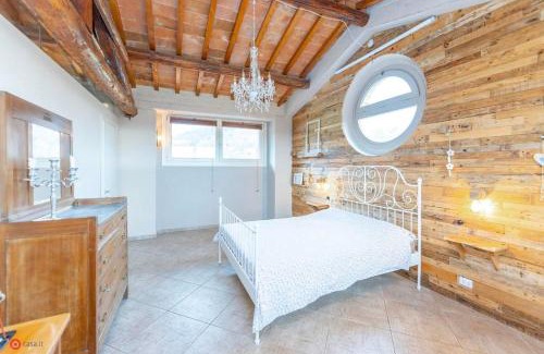 Grezzano Apartment | Relax at Casa Fevira Borgo: 4-Star Oceanfront Retreat