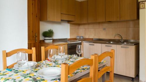 Porto Ottiolu Apartment | Family-Friendly Retreat at Casa Ficus for Pet Lovers