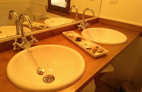 Lomena House | Casa Fidela: Guest Rated 9/10 with Family-Friendly Amenities