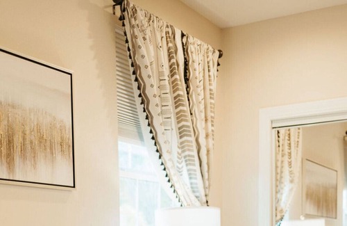 Ozark House | Casa Finley - Stylish Oasis in Heart of The Ozarks