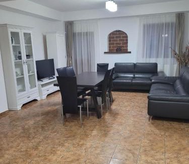 Cartisoara House | Family-Friendly Escape at Casa Floare de Colt - Rated 9.1