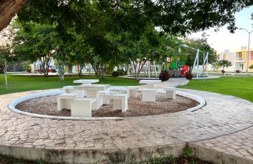 Merida Municipality House | Casa Flor de Mayo: Cozy Retreat in a Private Setting