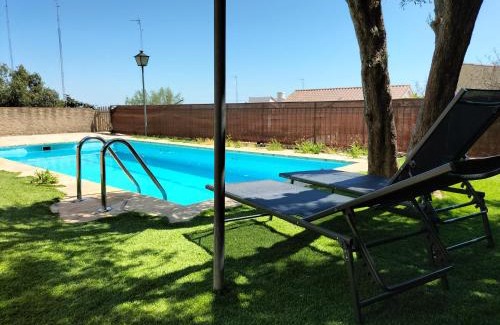 Viladecans House | Casa Flor de Taronger: Family-Friendly Retreat with Pool