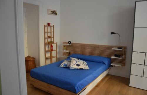 Vittorio Emanuele Apartment | Discover Casa Flora al Corso: Family-Friendly Getaway