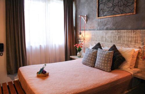 Atlixco Hotel | Guest Rated Casa Flora Handmade Hotel with Hot Tub & Breakfast