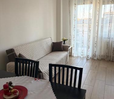 Azzano San Paolo Apartment | Casa FLORI