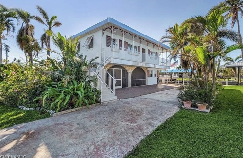 Bokeelia House | Discover Casa Florida: Waterfront Retreat with Boat Ramp