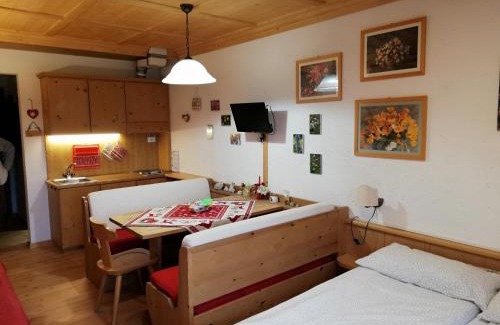 Falcade Apartment | Casa Focobon: Pet-Friendly Stay at Sussy Residence, 9.1/10
