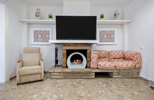 Mora la Nova House | Discover Casa Forn Magí: Family & Pet-Friendly Retreat