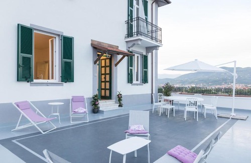 Vezzano Ligure House | Top Rated Casa Fornola Casale Il Volo - Family Friendly Stay