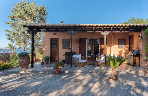 Vagia House | Discover Marina's Paradise Garden with Breathtaking Views