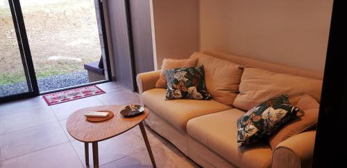 Castirla Apartment | Beachfront Bliss at Casa - Guest Rated 9.4/10